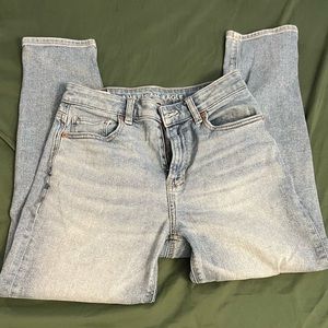 American Eagle mom jeans